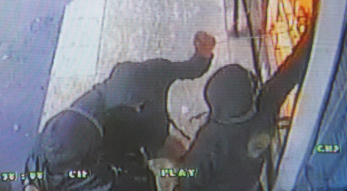 3 Maskelinin 4 Saniye Süren Kuyumcu Soygunu Güvenlik Kamerasında