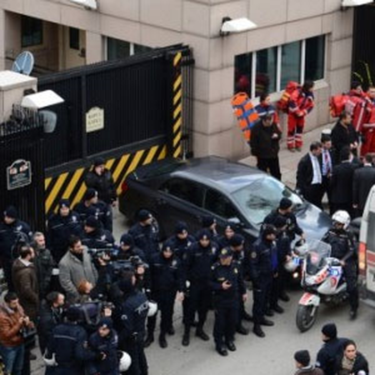ABD\'nin Ankara Büyükelçiliği Girişindeki Patlama