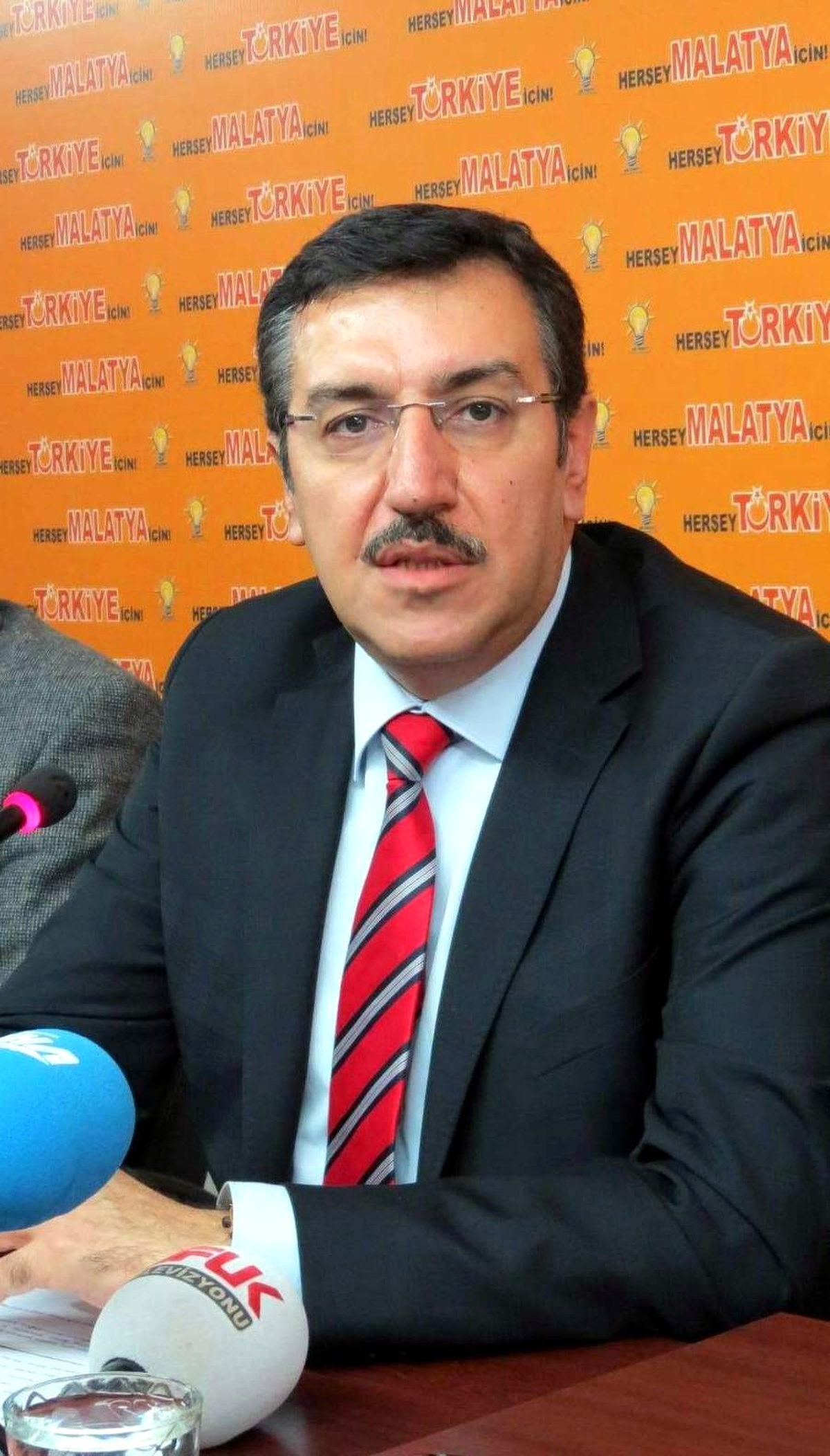 AK Parti İl Başkanı Tüfenkçi\'den CHP\'ye Büyükşehir Tepkisi