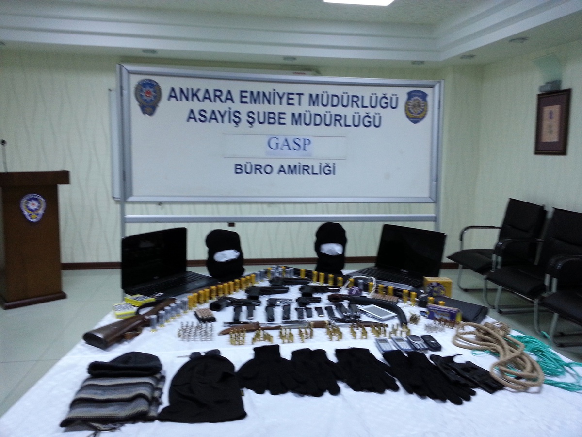 Ankara\'da "Yeni Gelin Çetesine" Büyük Darbe