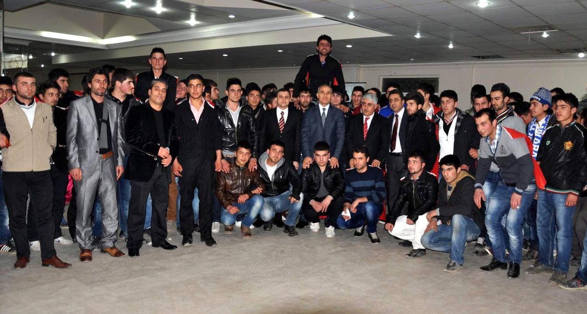 Asker Adaylarına Kına Gecesi Düzenlendi