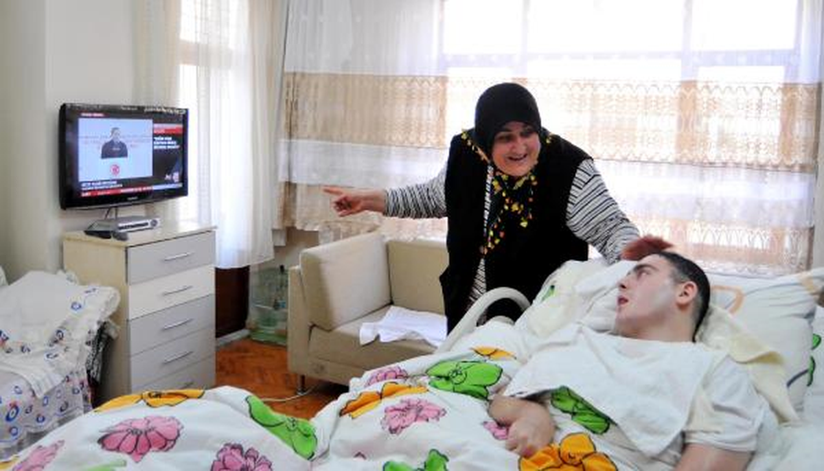 Başbakan Erdoğan\'ın Kutlaması, Gülsüm Anne\'yi Sevindirdi