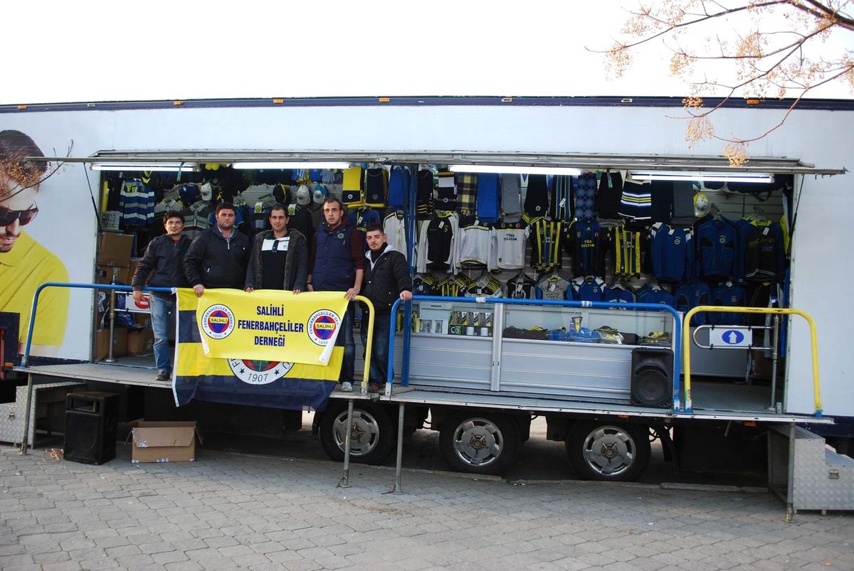 Fenerium Tırı Salihli\'ye Geldi
