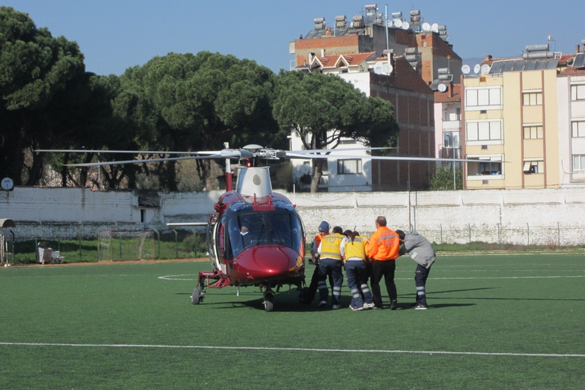 İki Kez Kalbi Duran Yaşlı Vatandaşın İmdadına Hava Ambulansı Yetişti