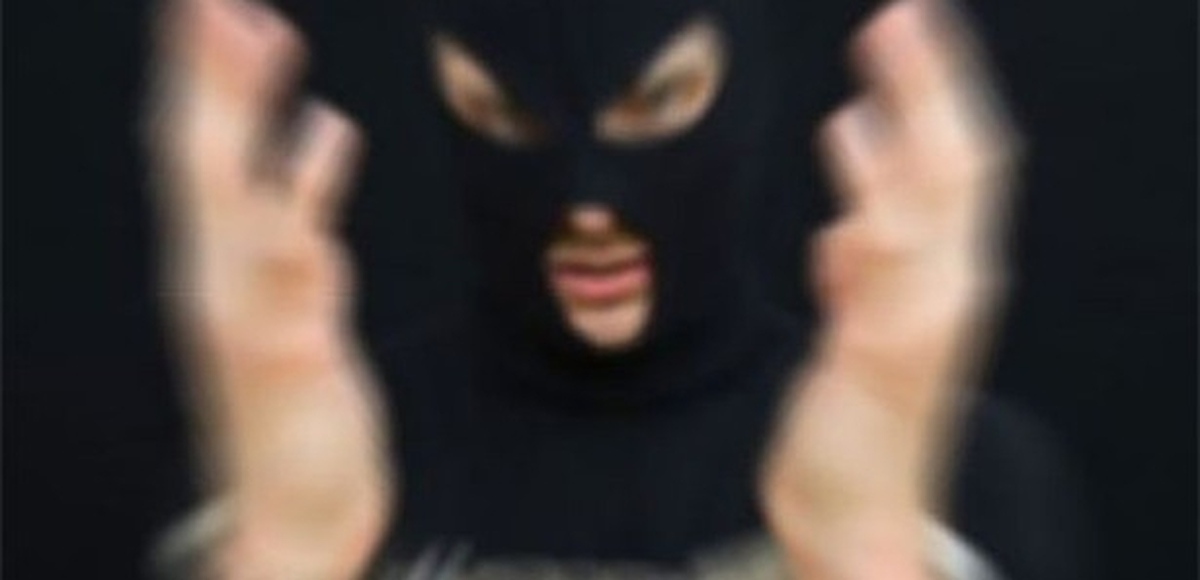 Kadın Polisi Gasp Ettiler