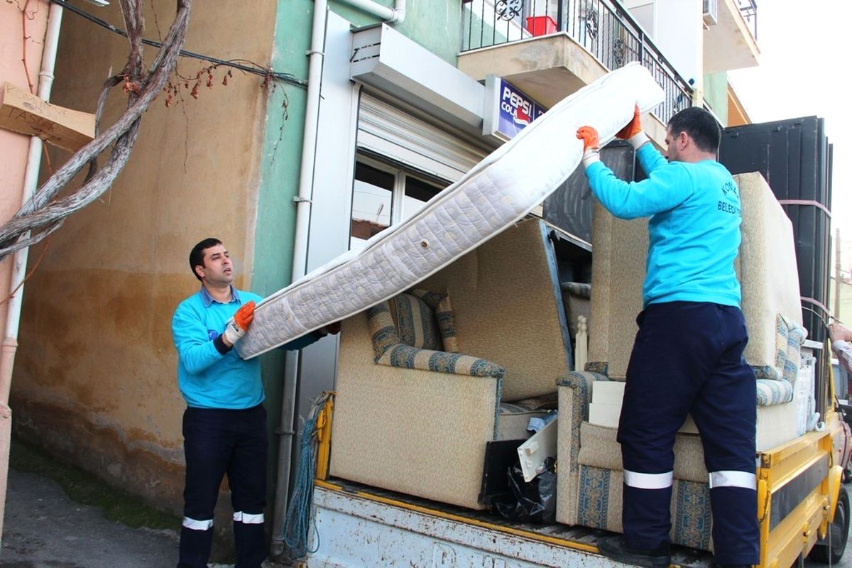 Konak Belediyesi 400 Kişiyi Ev Sahibi Yaptı