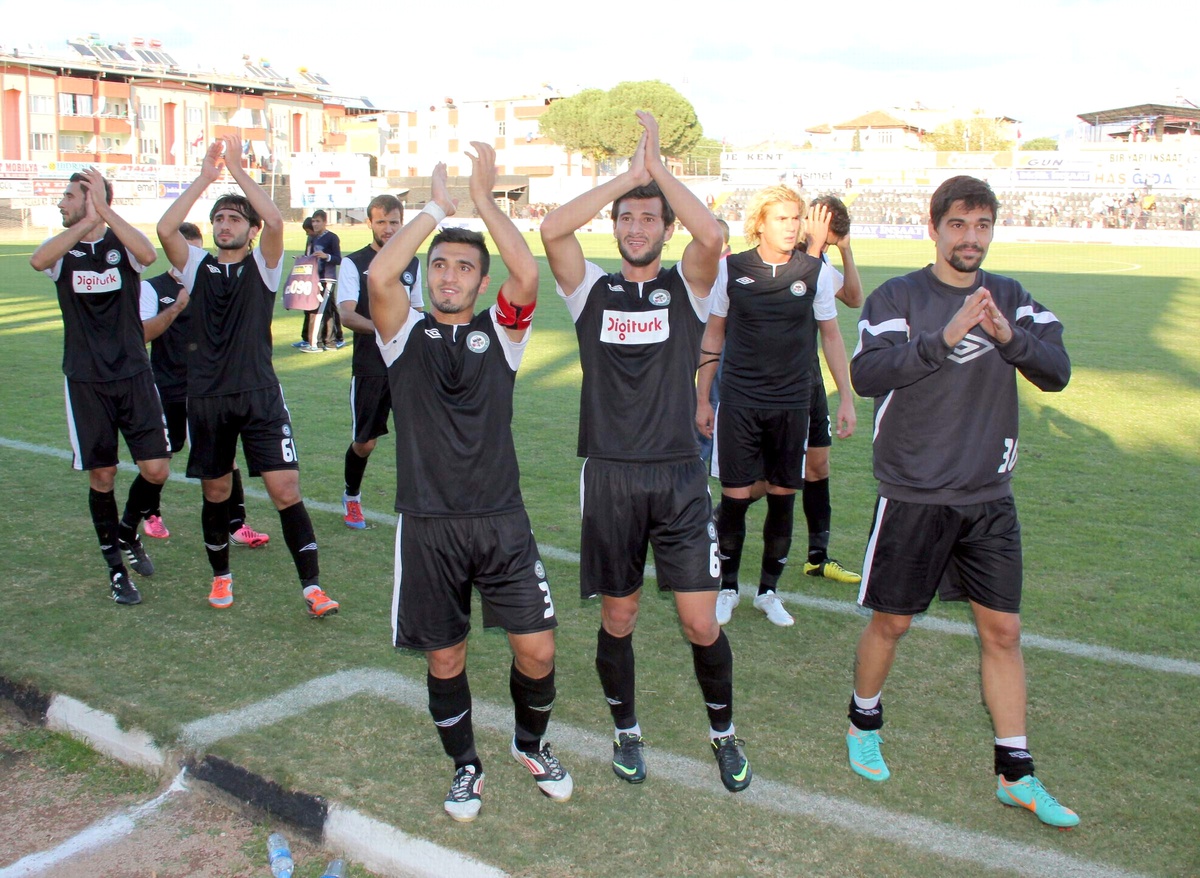 Nazilli Belediyespor Eksikleri Sorun Etmiyor