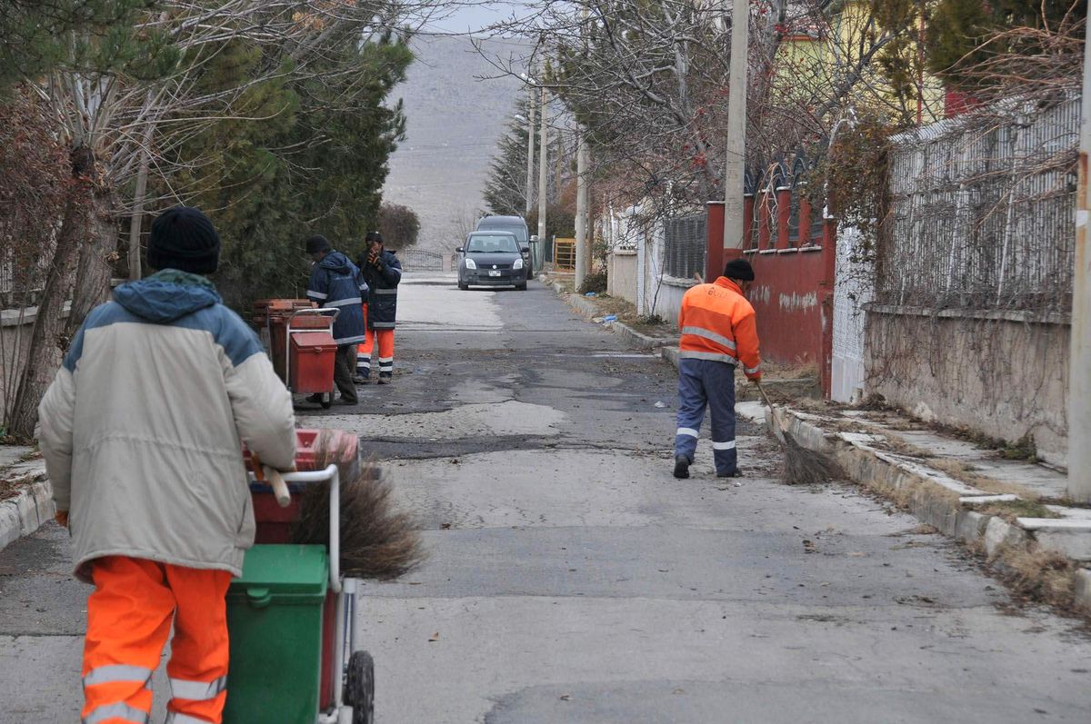 Niğde\'de Mahalleler Temizleniyor