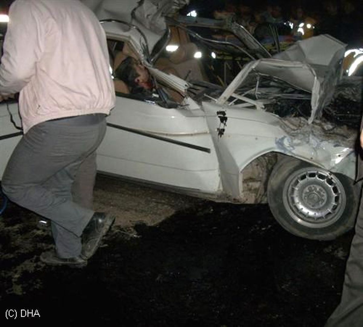 Otomobil Traktöre Arkadan Çarptı: 2 Ölü