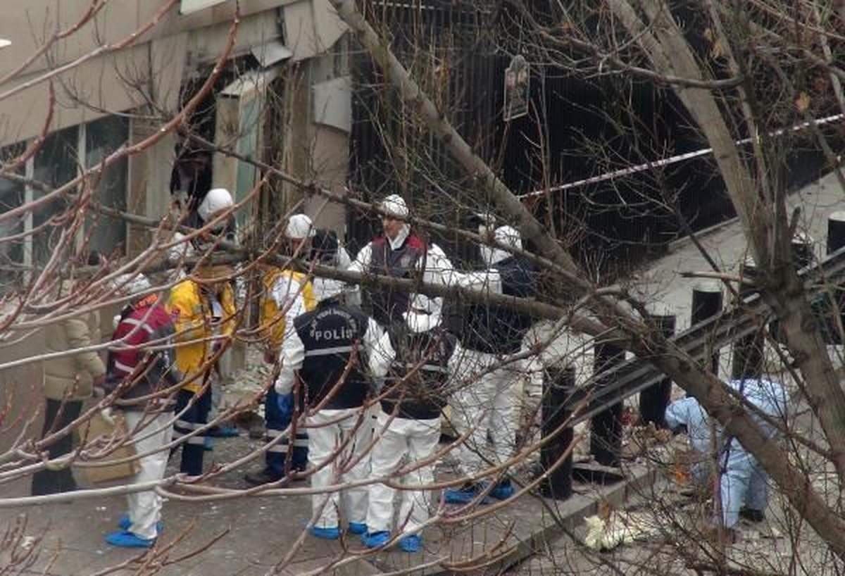 Patlamada İki Kişinin Hayatını Kaybettiği Bildirildi