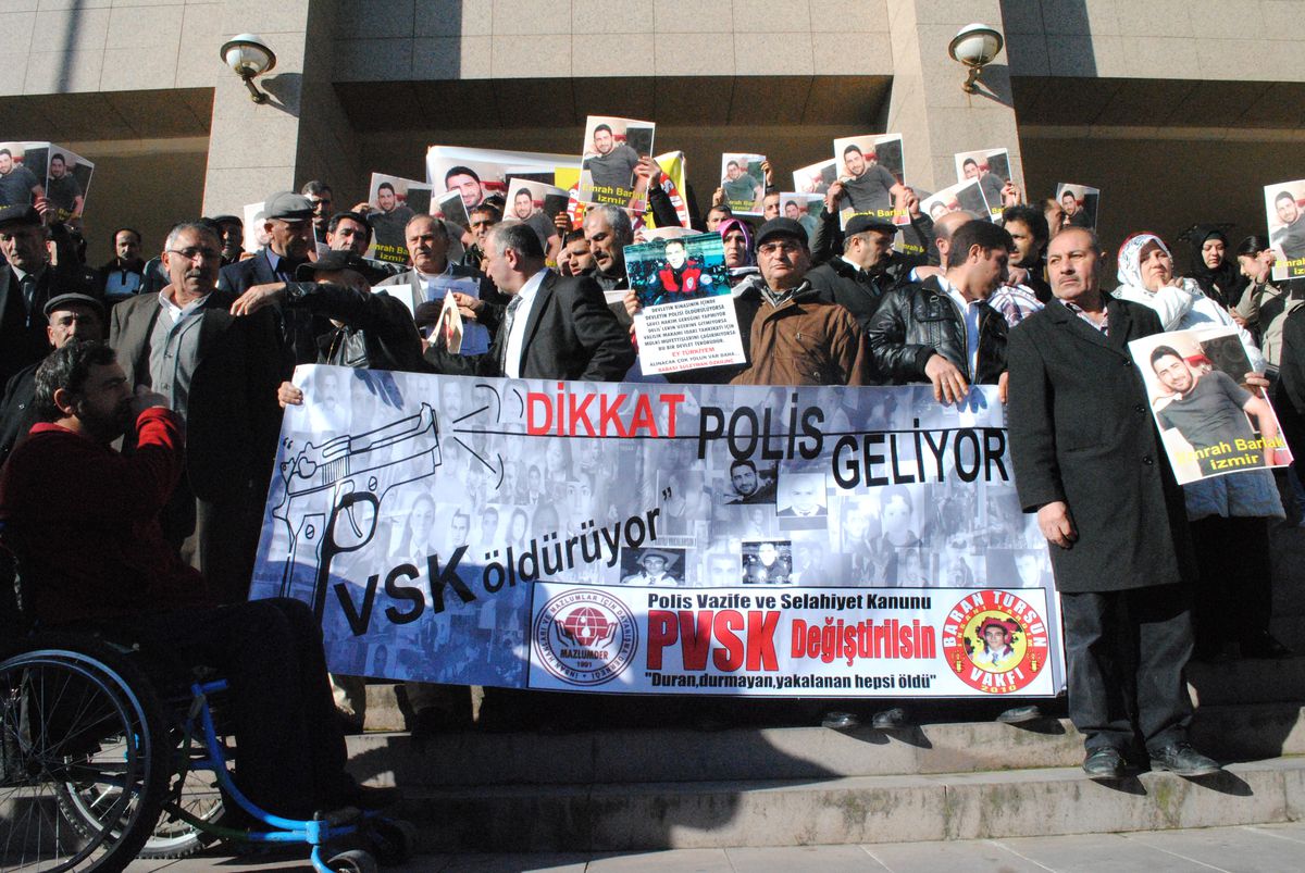 Polis Kurşunuyla Öldüğü İddia Edilen Barlak\'ın İkinci Duruşması