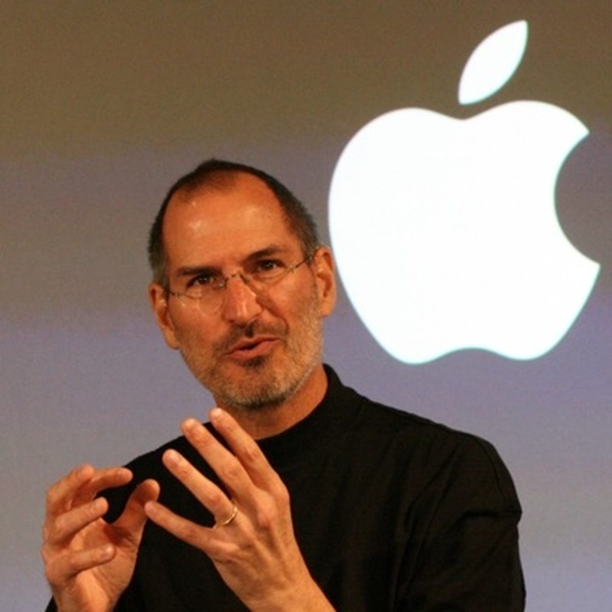 Steve Jobs Gardolaplara Giriyor