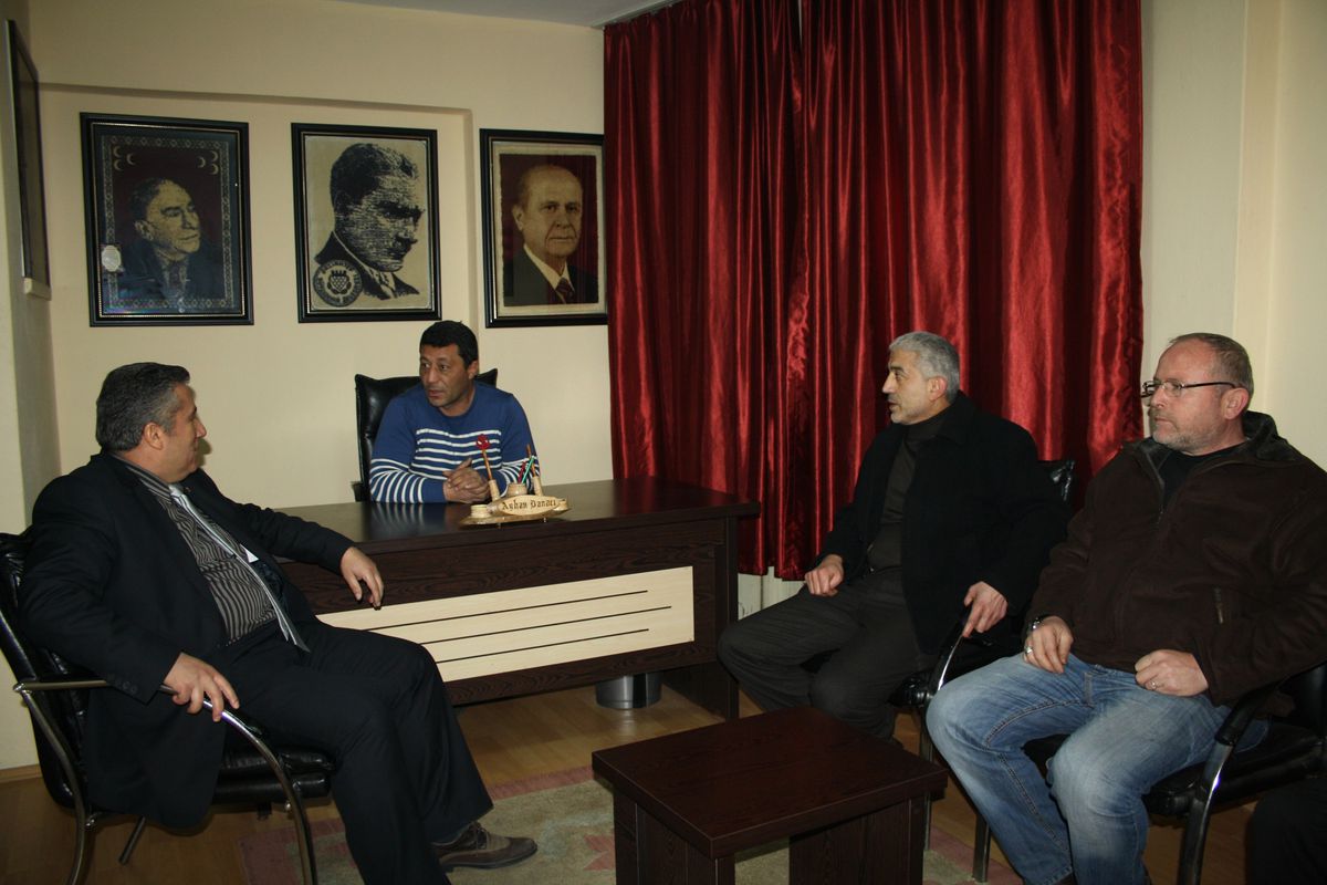 Taşçı\'dan MHP\'ye Ziyaret