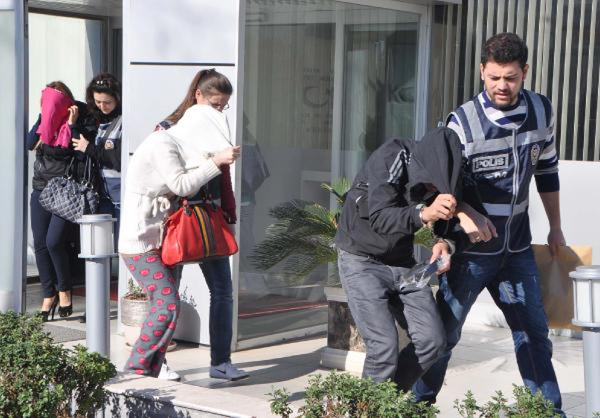 Uyuşturucu Kuryelerine Yol Baskını