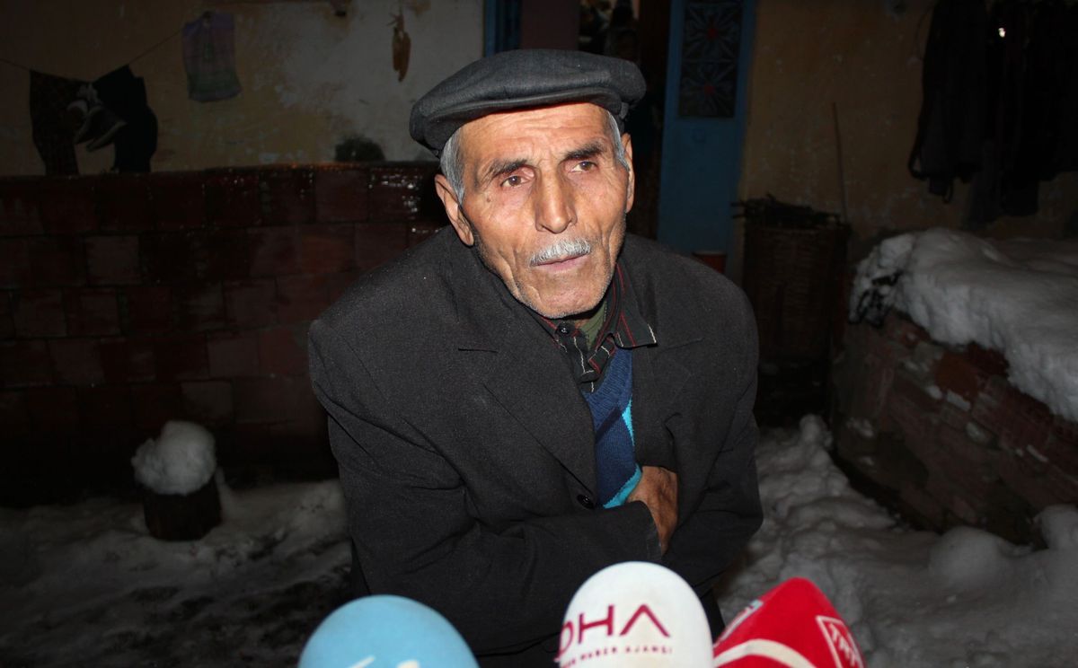 "Kendi Kendini Ateşe Attı"