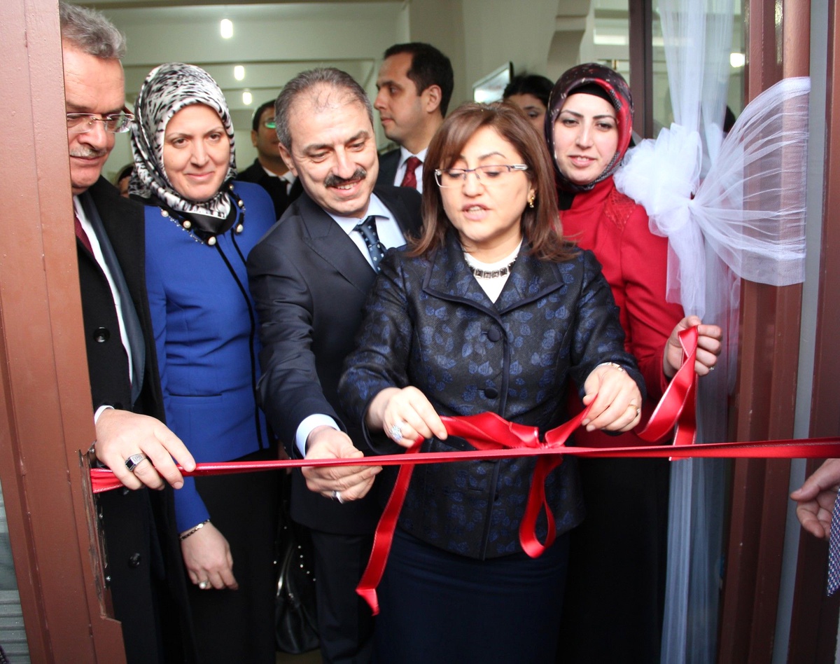 Aile ve Sosyal Politikalar Bakanı Şahin Çankırı\'da
