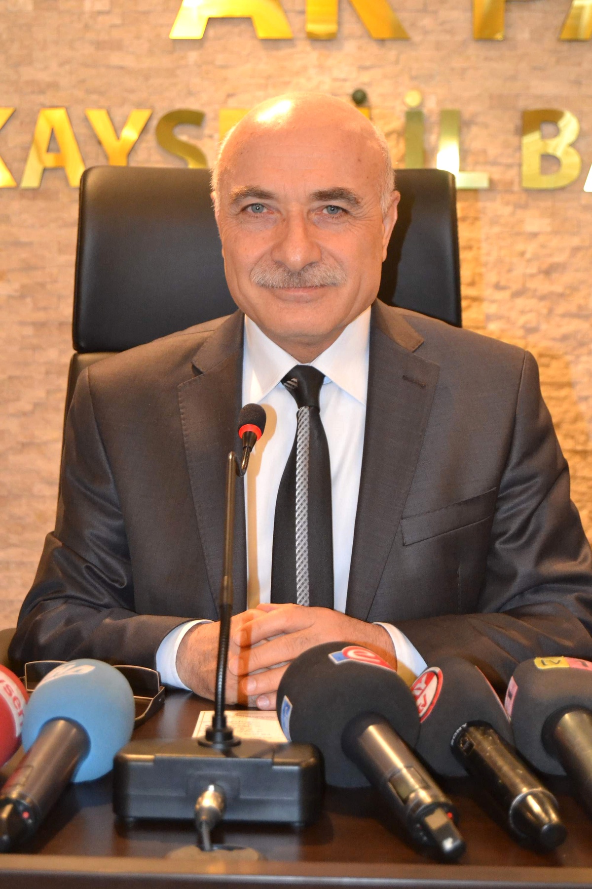 Kayseri\'ye Kampüs Okul