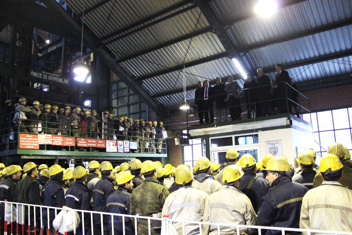 Alabaş, Müesseseleri Ziyaret Etti