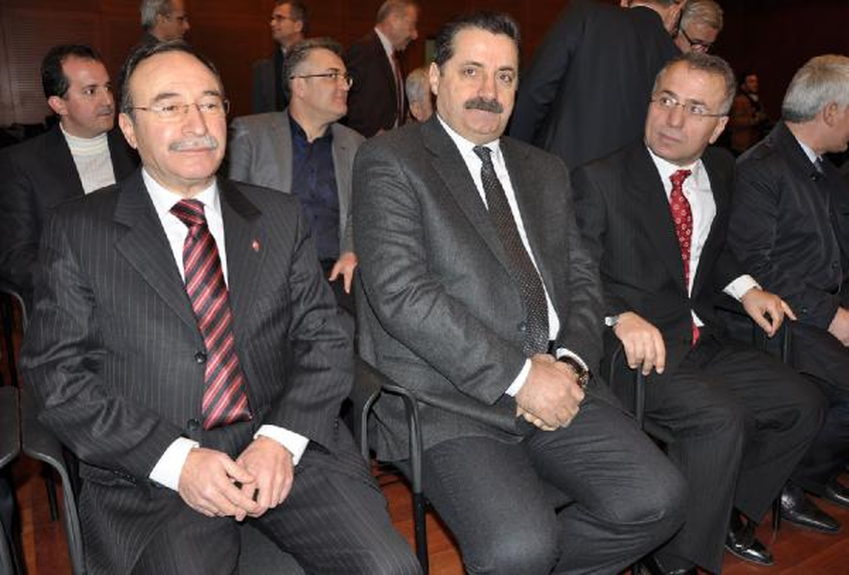 Çelik: Dosyaları Bilmeden Konuşulmasın