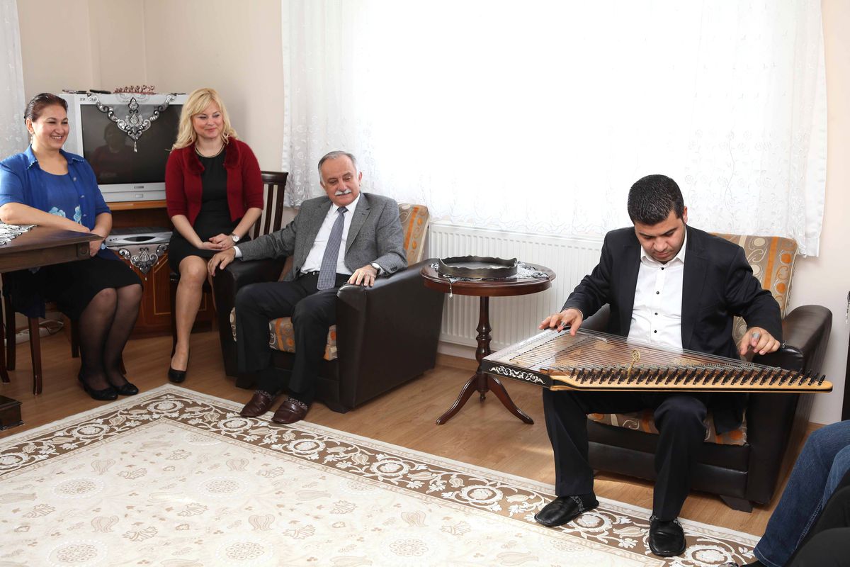 Başkan Karabağ\'a Kanunlu Karşılama