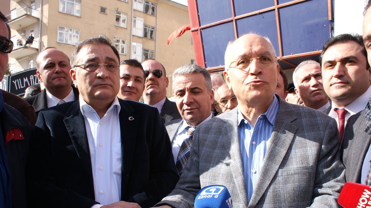 Başkent\'te 15 Bin Kişiye Bedava Balık-Ekmek Dağıtıldı
