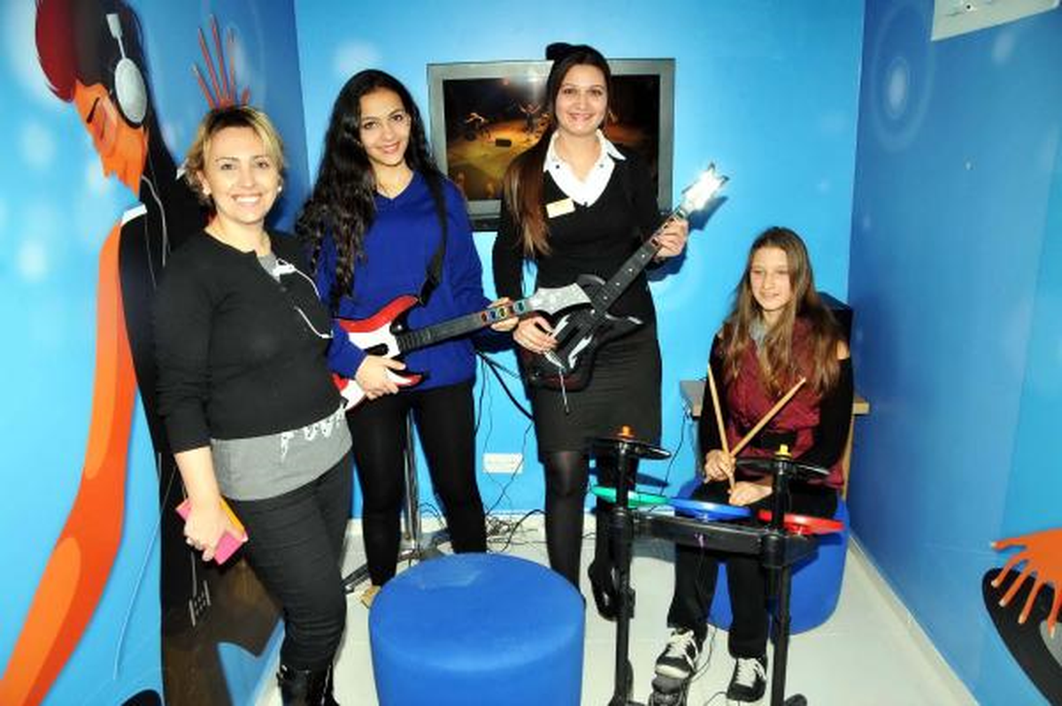 Bodrum\'da Gençlerin Yeni Tutkusu Gitarhero