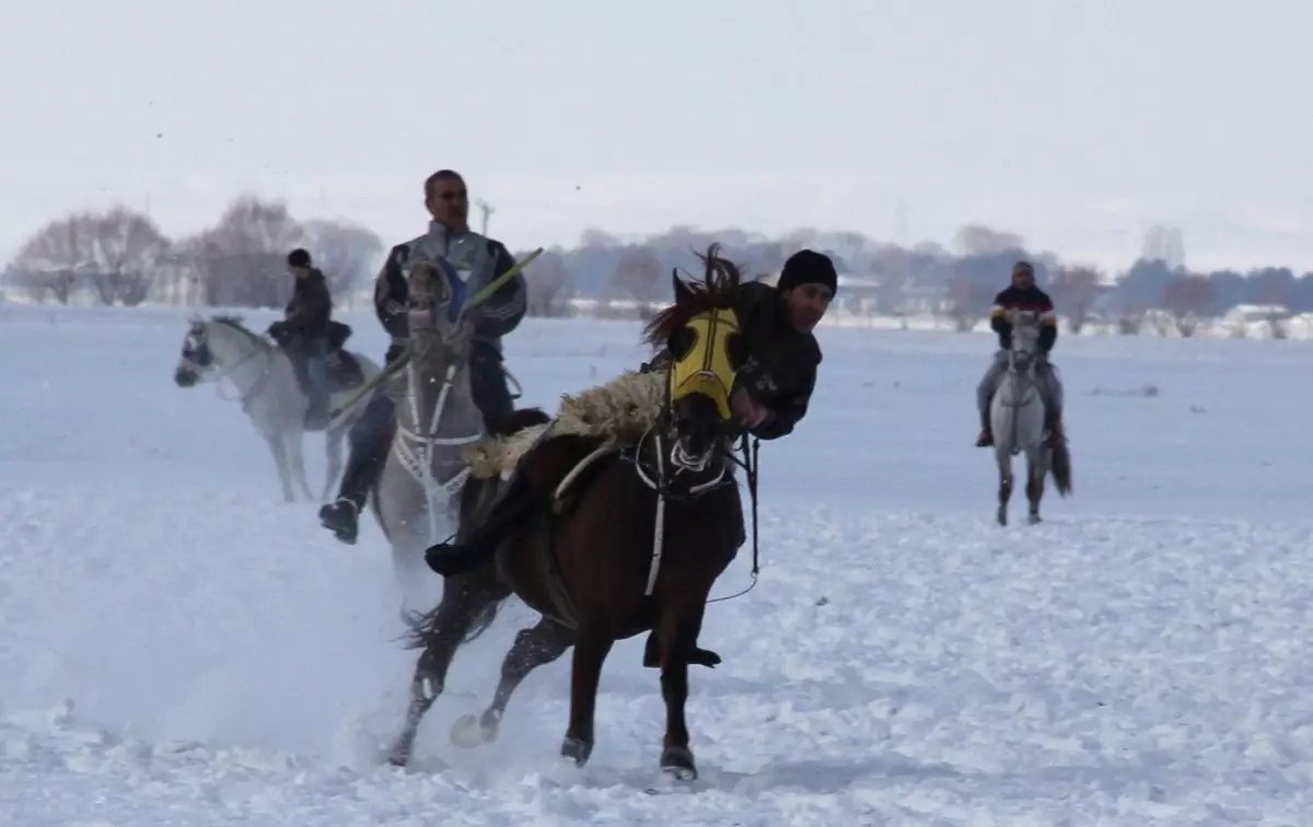 Bu Yıl 12 Mart Törenlerine Cirit Damgasını Vuracak