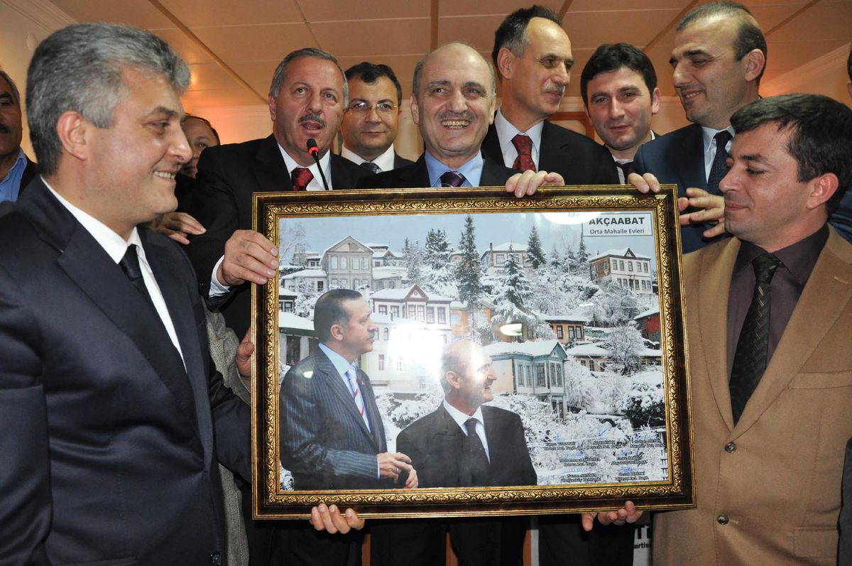 Çevre ve Şehircilik Bakanı Bayraktar Trabzon\'da