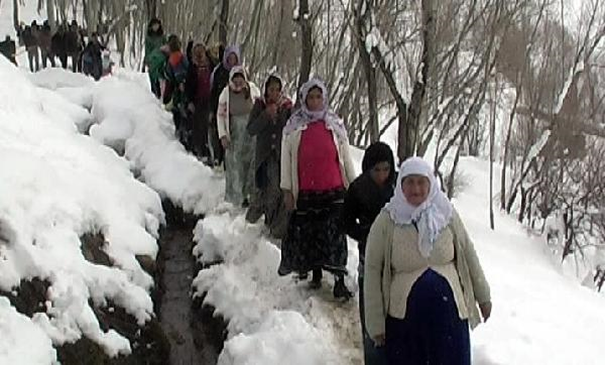 Doğum Hastası İçin Köylü Seferber Oldu