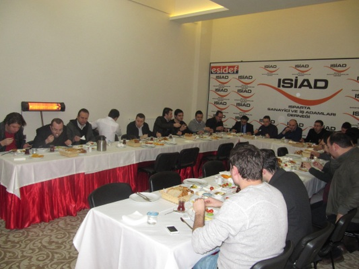 Genç ISİAD Üyeleri Kahvaltıda Buluştu