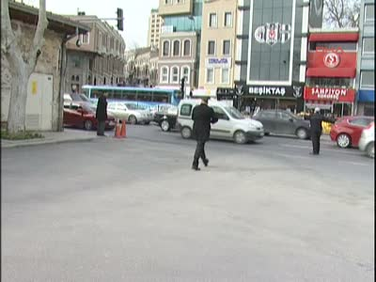 İstanbul\'da Sürpriz Zirve
