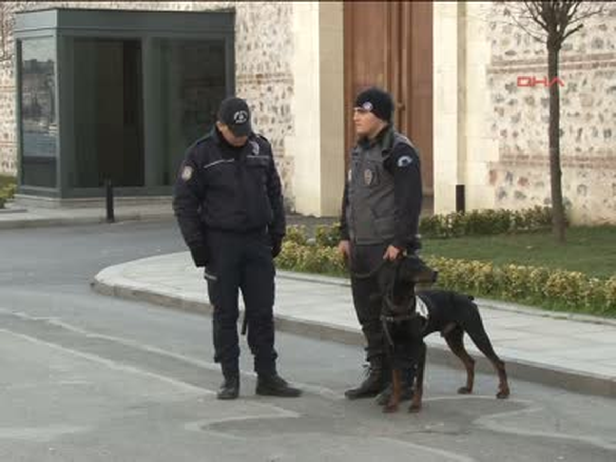İstanbul\'daki Sürpriz Zirve Sona Erdi