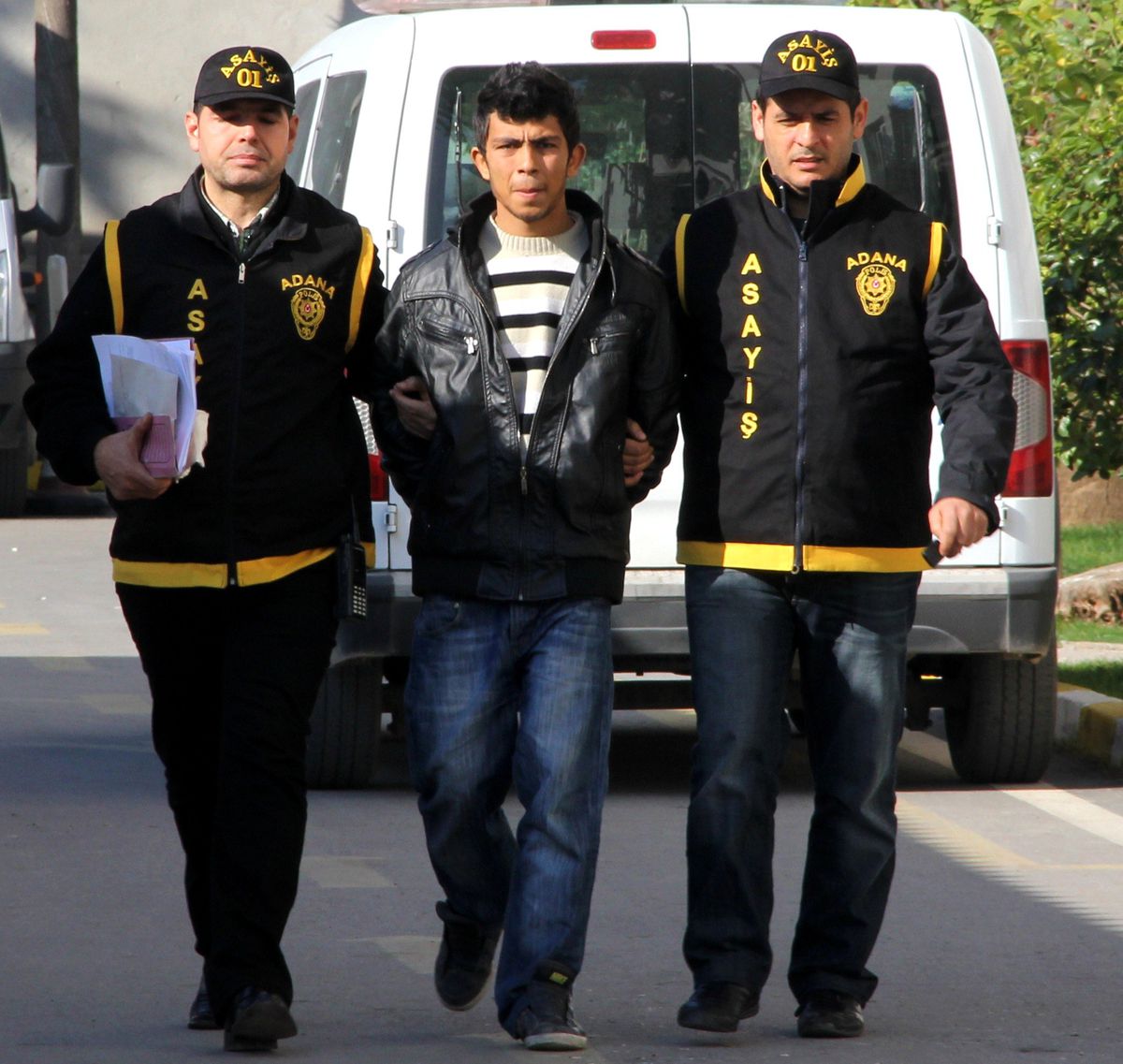Kapkaççılar Parayı Paylaştı Ama Kaçamadı
