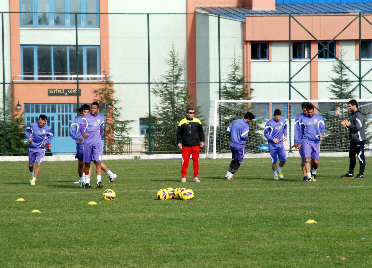 Orduspor\'da Sakat ve Cezalı Futbolcular Can Sıkıyor