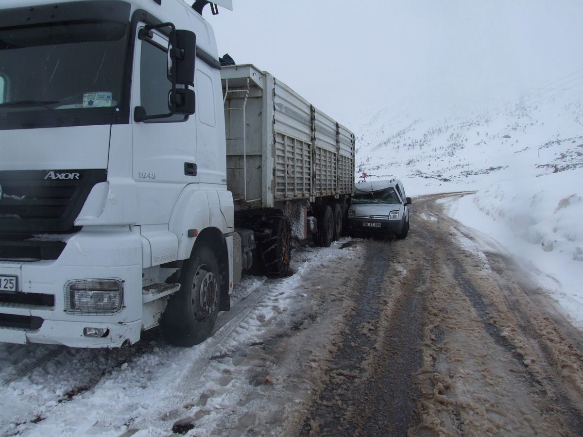 Siirt\'te Trafik Kazası