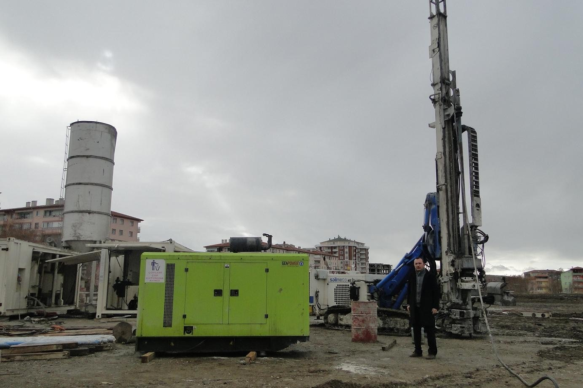 Sungurlu Kapalı Pazar Yerinde Jet Grout Sistemi Başladı