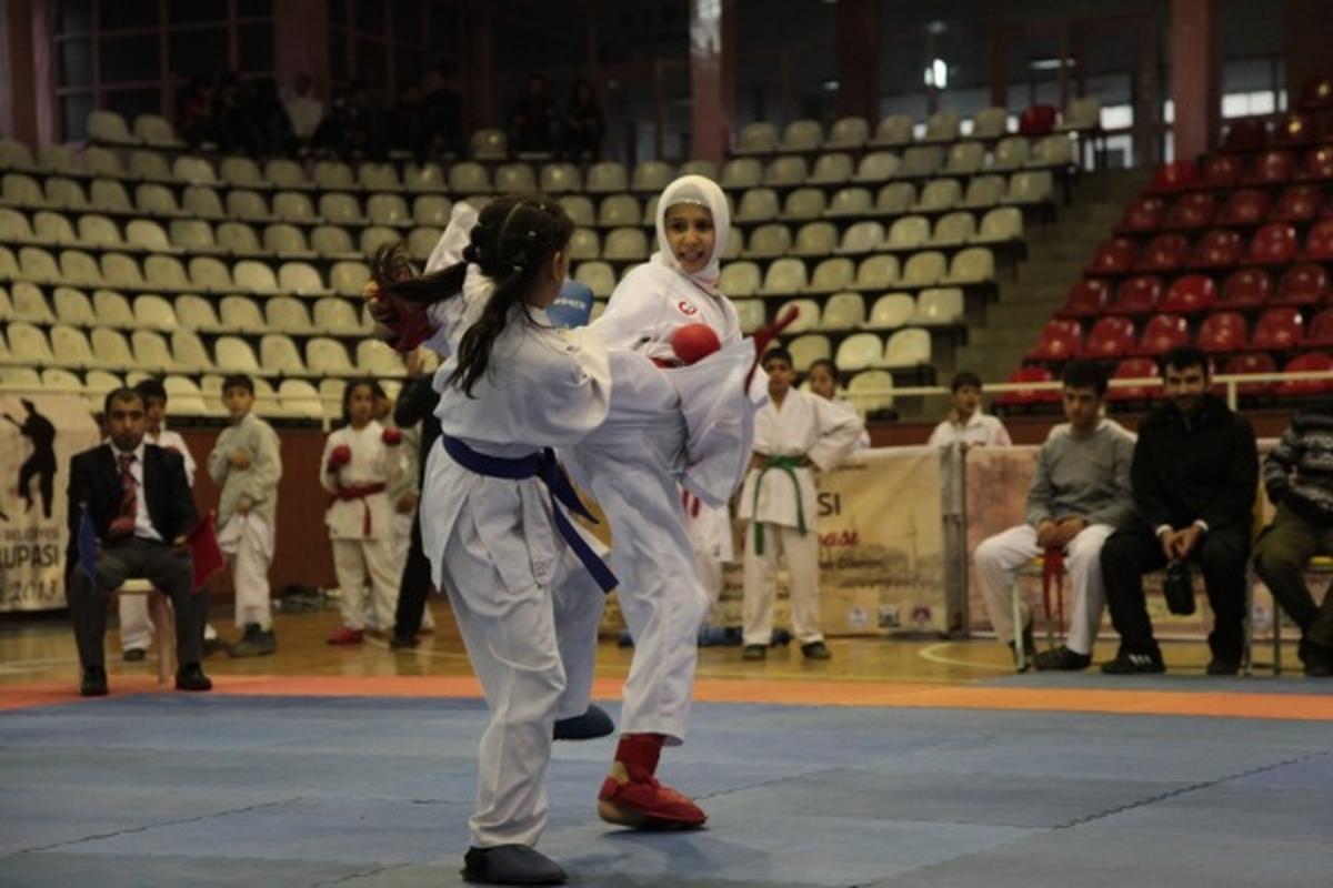 Tekmeler Gazilik Kupası İçin Atıldı