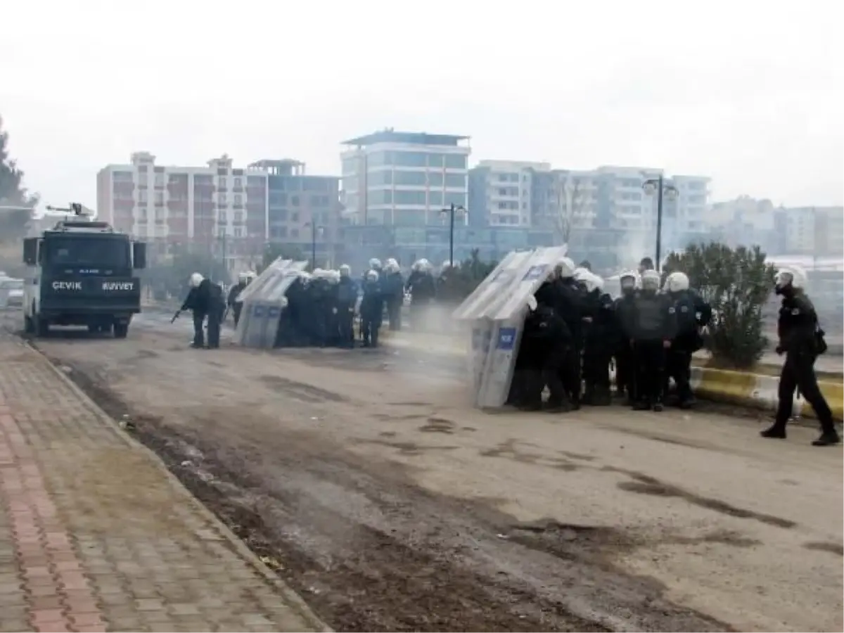 BDP Mitinginde Olaylar Çıktı