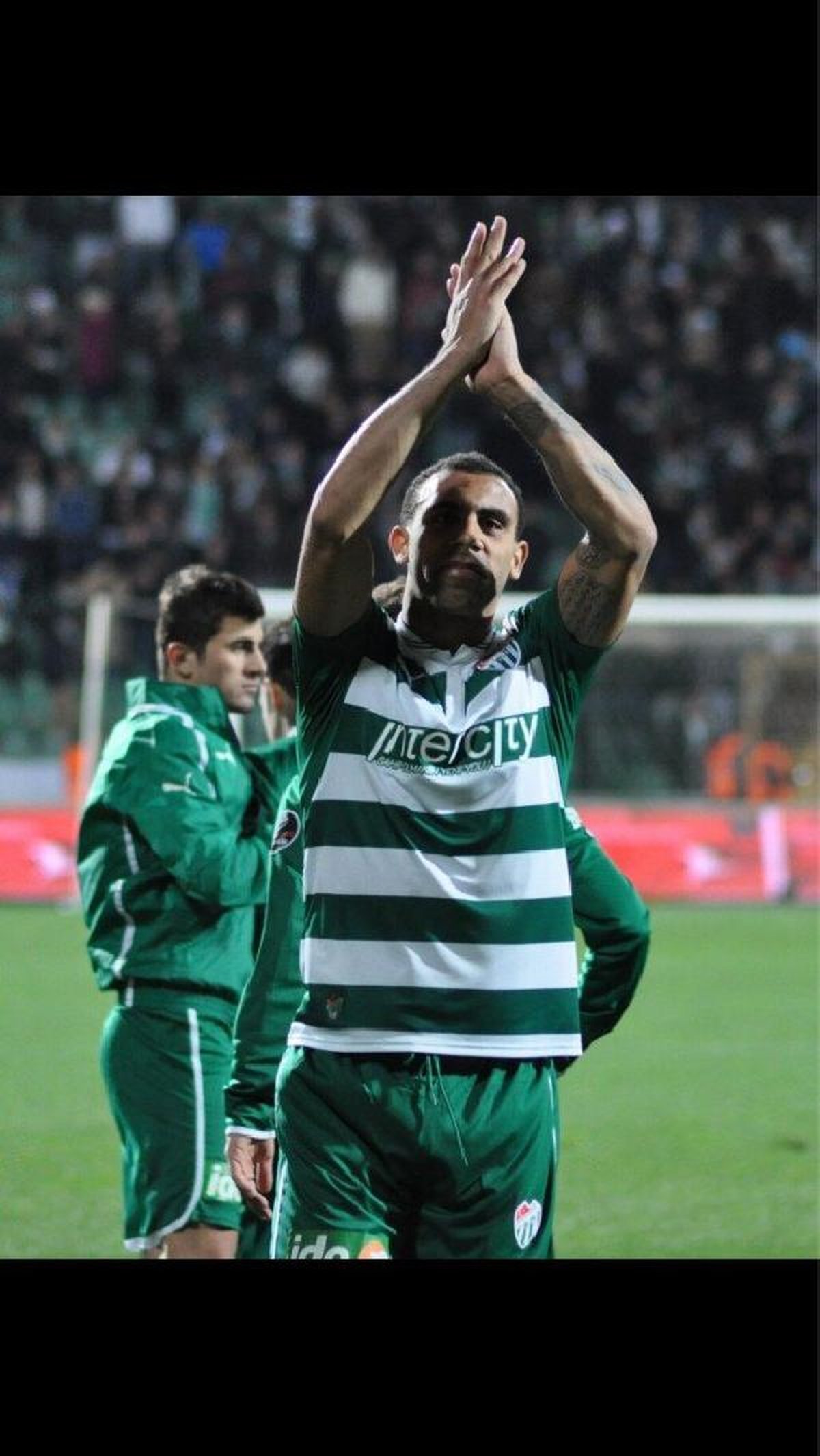 Bursasporlu Ferdinand\'dan Taraftara Teşekkür
