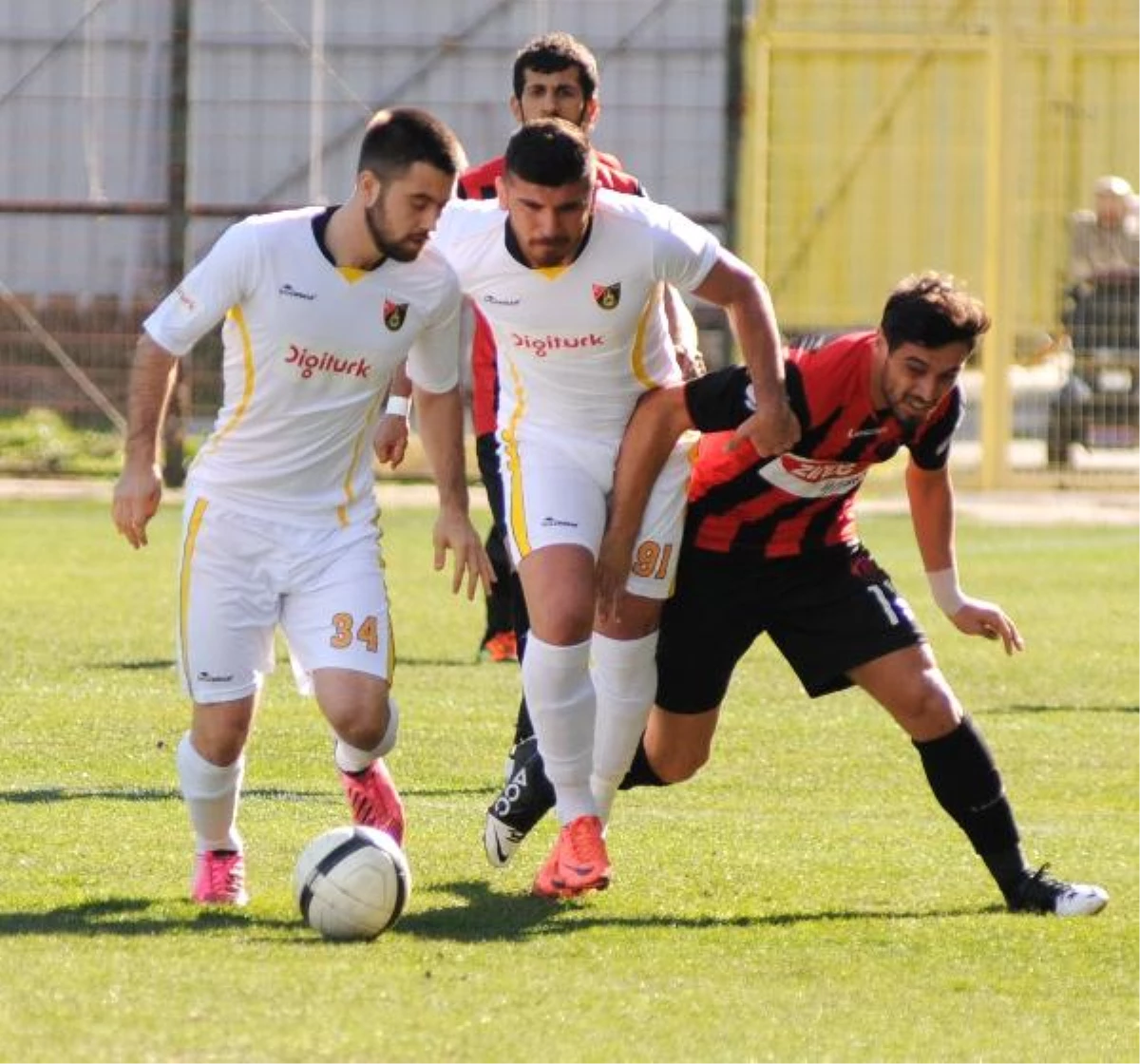 Gölcükspor - İstanbulspor: 1-1