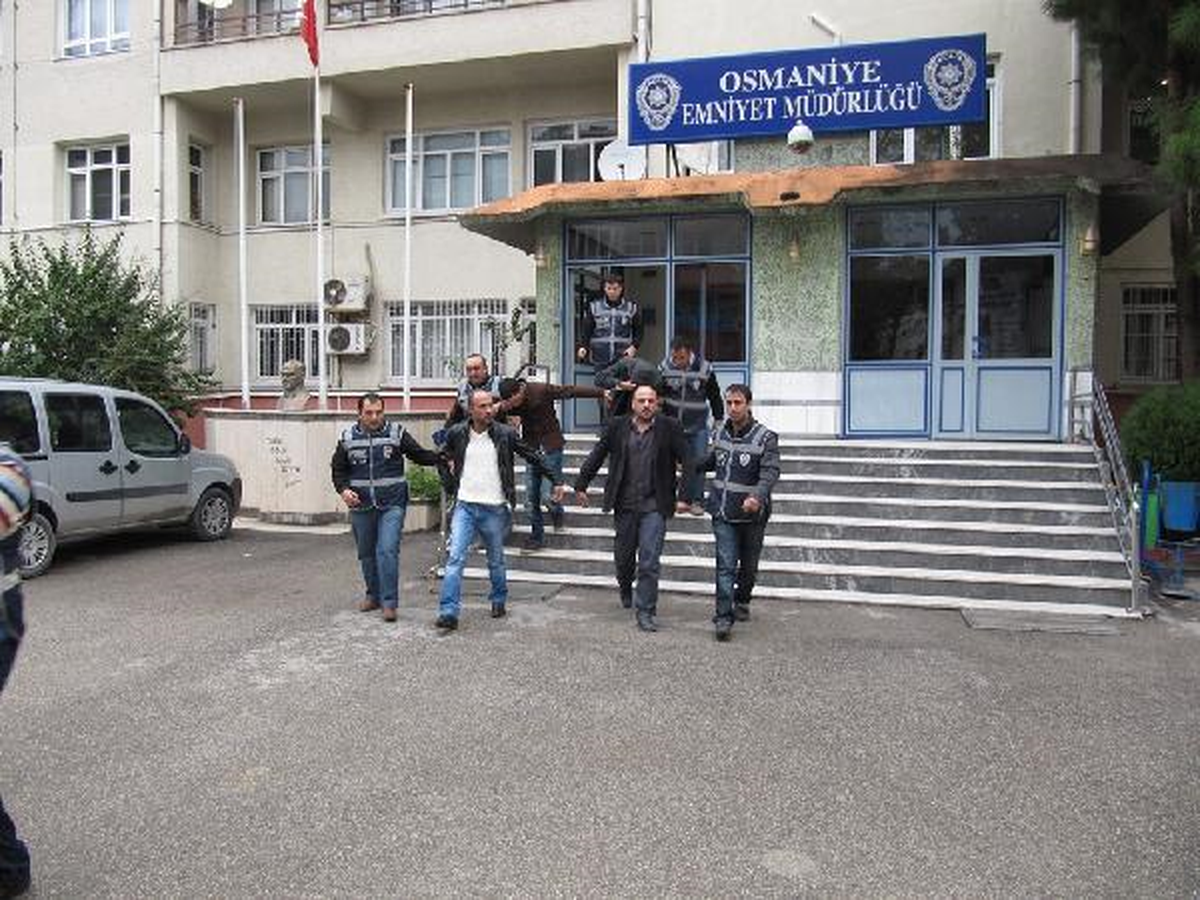 Osmaniye\'de Esrar Operasyonu; 7 Gözaltı