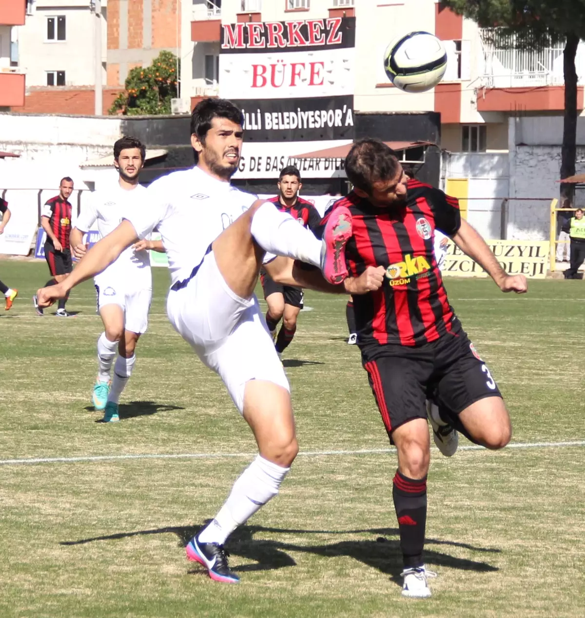 Spor Toto 2.lig Kırmızı Grup