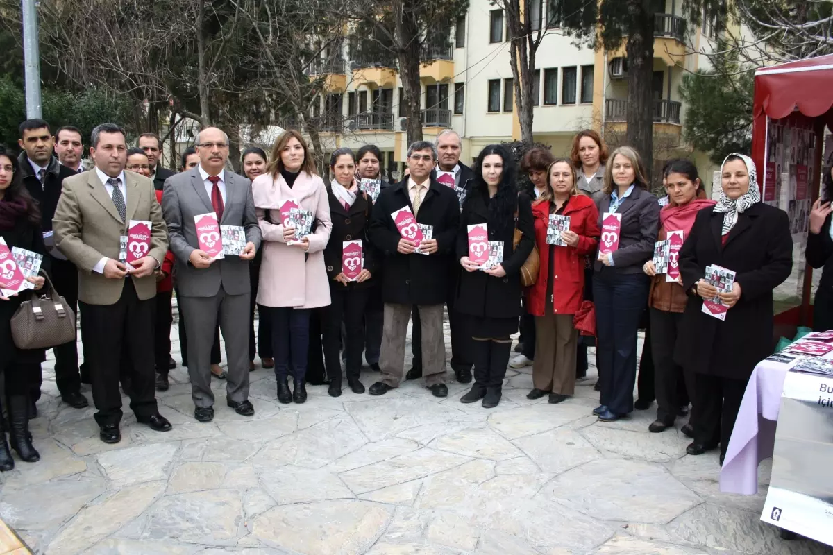 Gönül Elçileri Standı