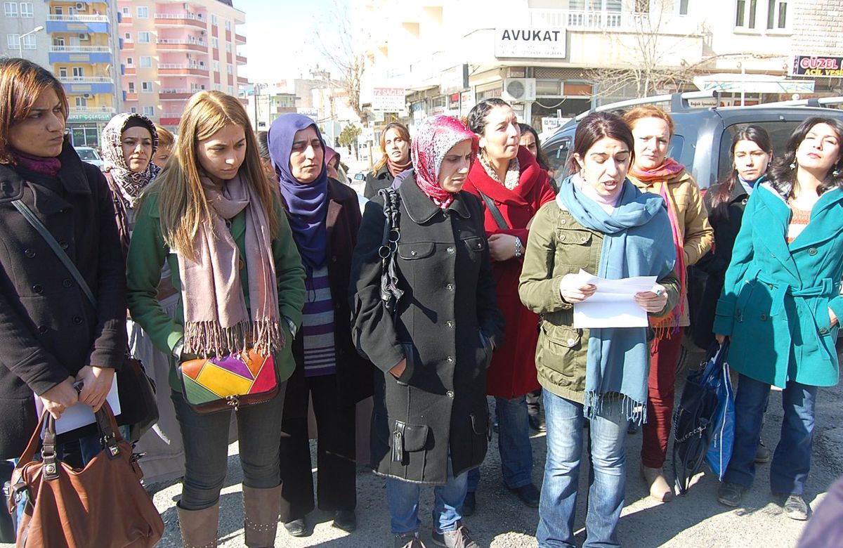 Kadınlar Tecavüz Mağdurlarının Korunmasını İstedi
