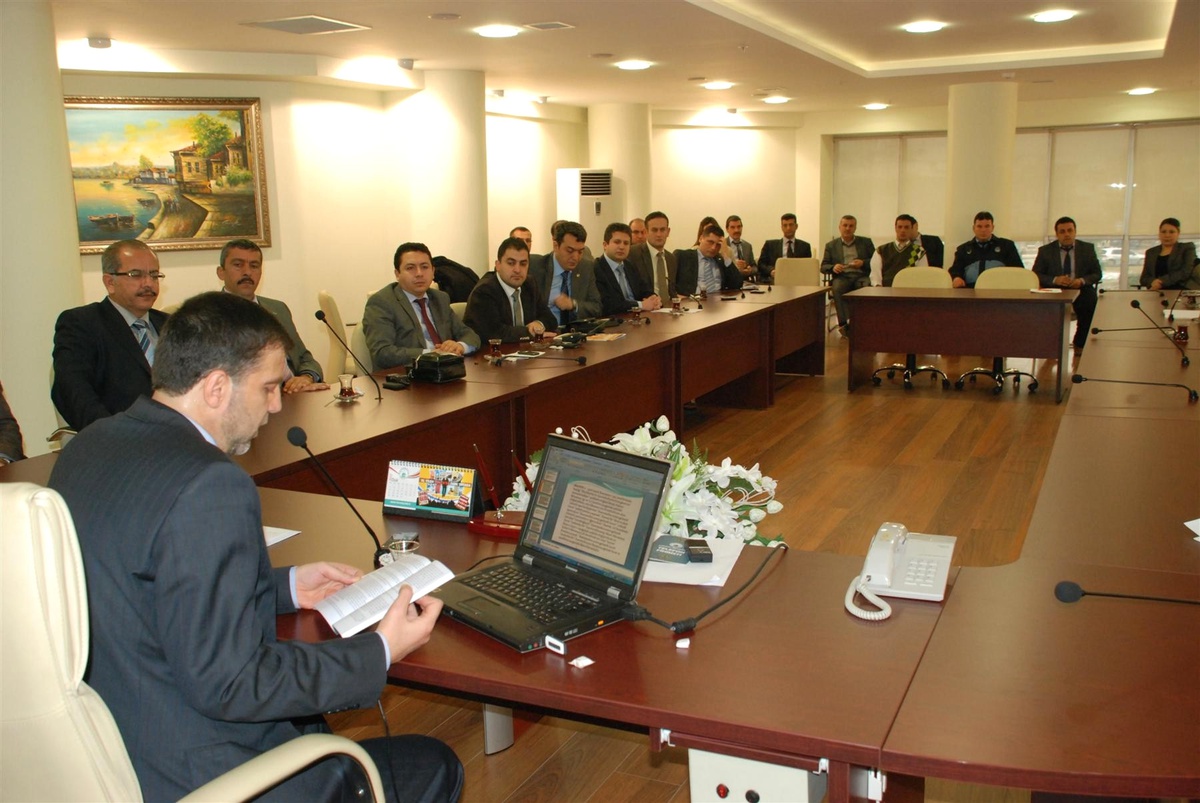 Karatay Belediyesi Personeline Büyükşehir Yasası Anlatıldı