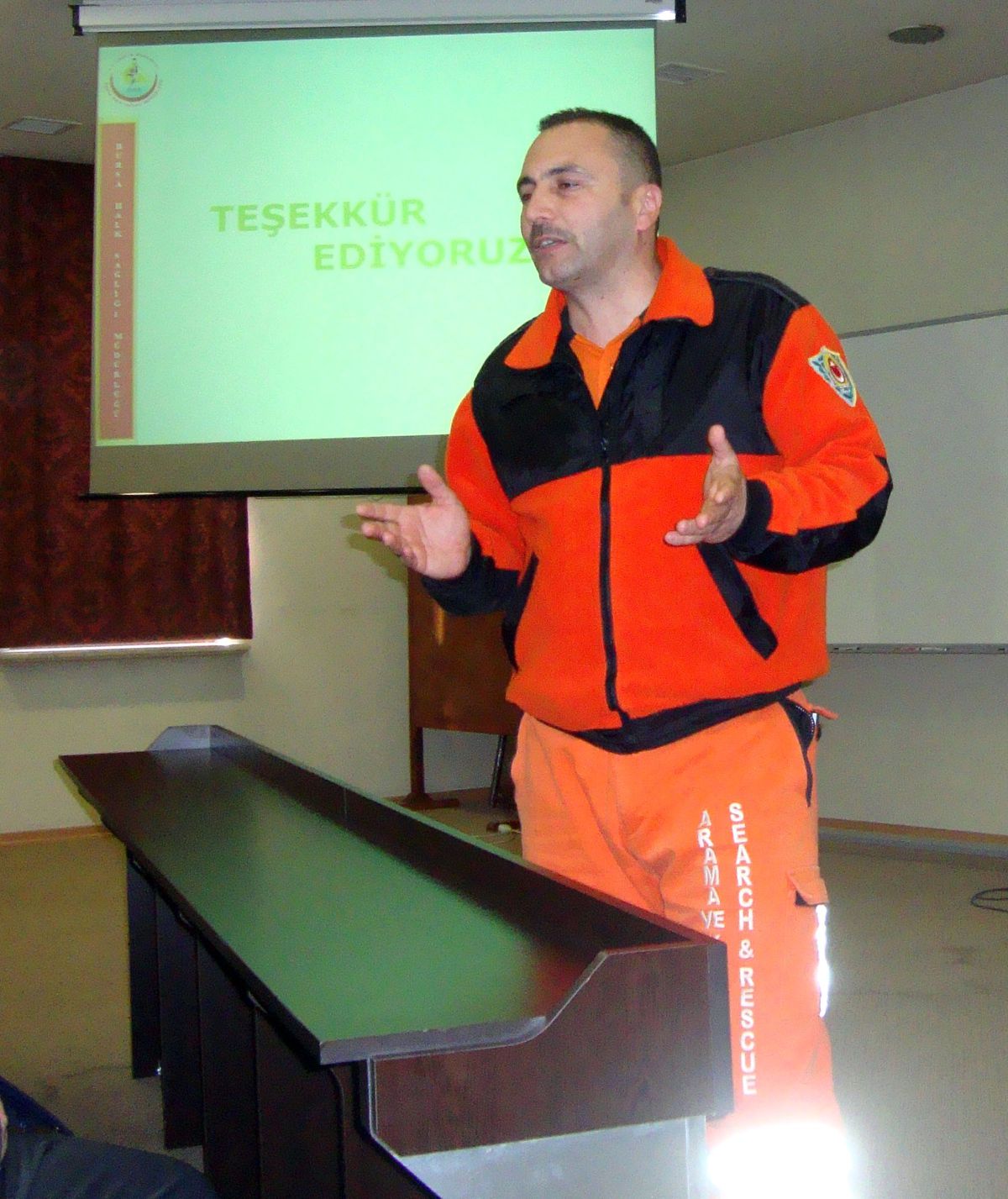 Lodos Sizi Canınızdan Etmesin