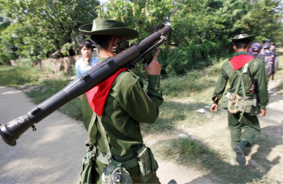 Myanmar Hükümeti, Kaçin İsyancılarıyla Görüştü