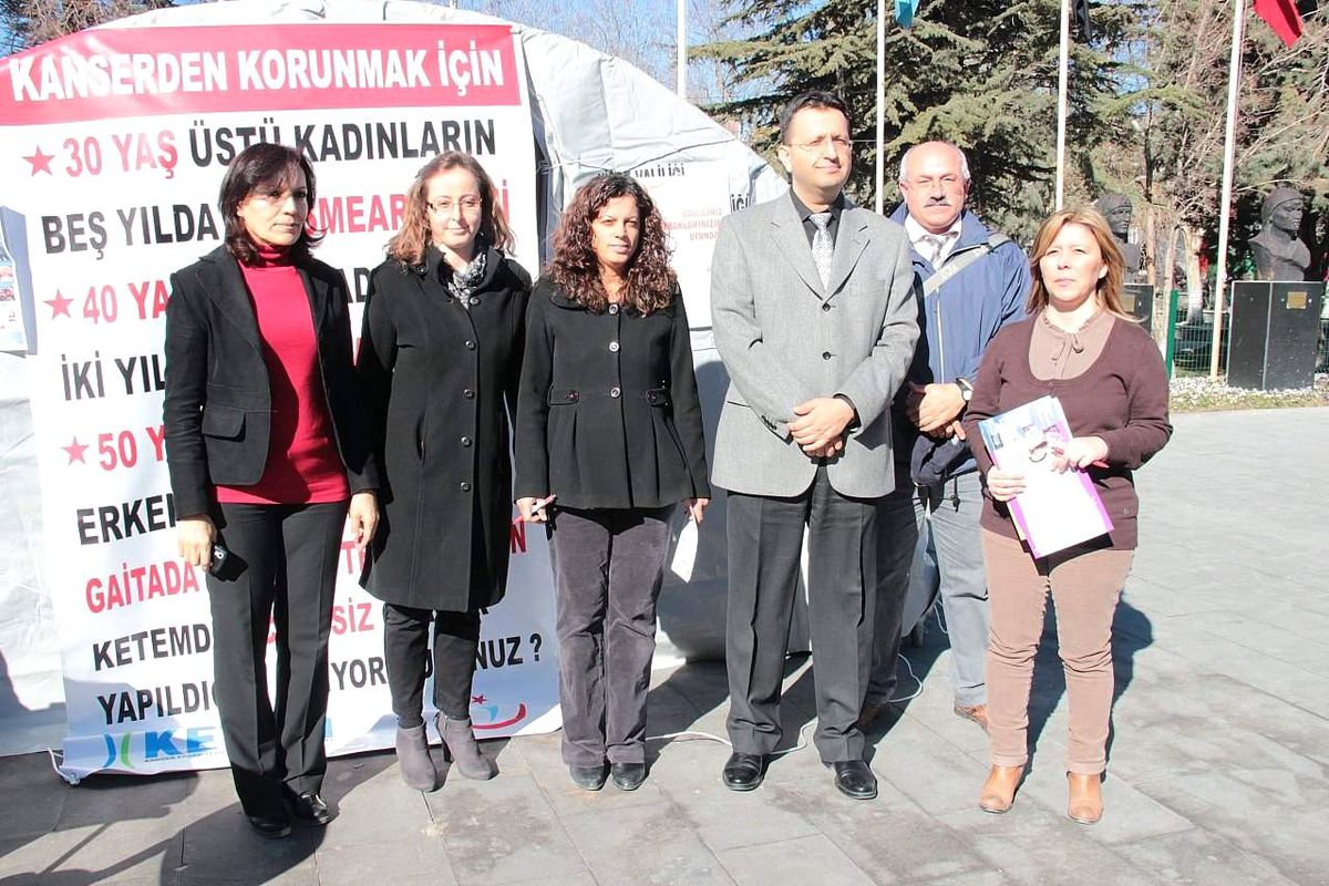 Niğdeliler Kanser Konusunda Bilinçlendiriliyor