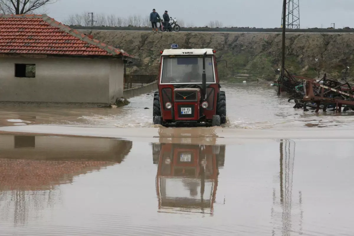 Sağanak Yağış, Havsa İlçesini Göle Çevirdi