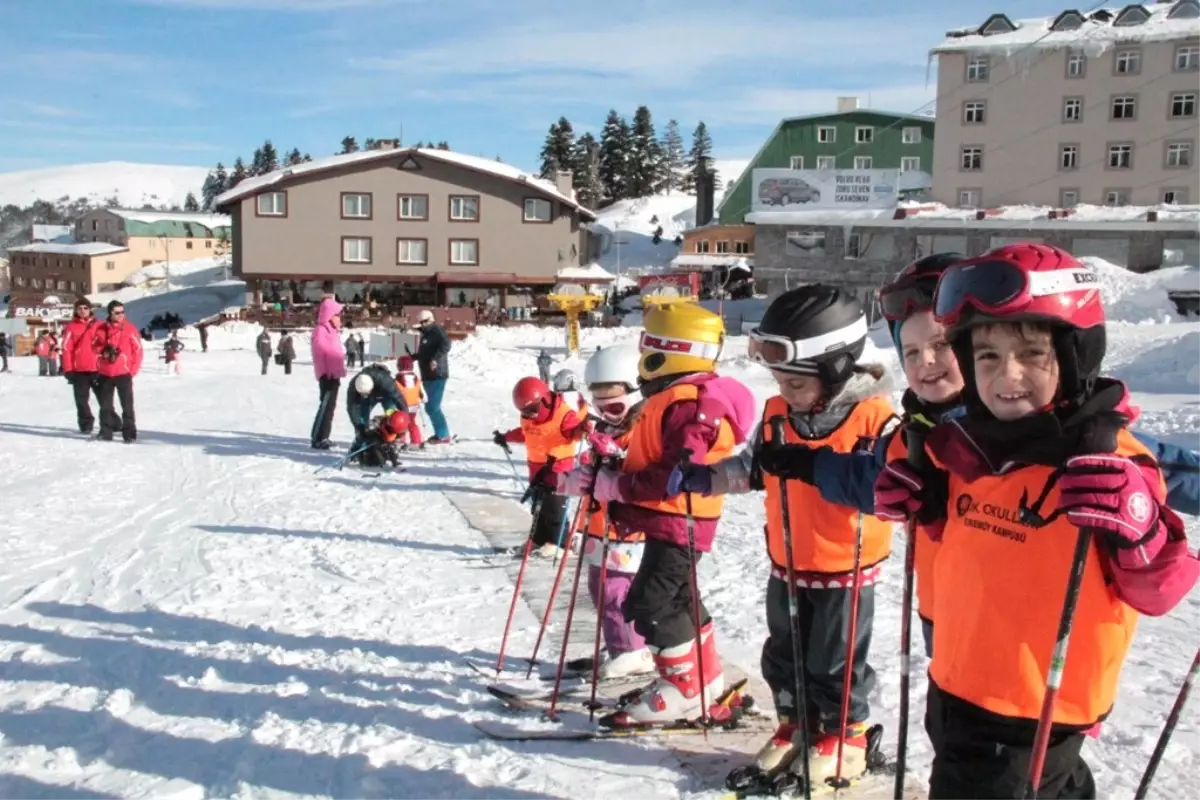 Tatil Uludağ\'da Miniklere Yaradı